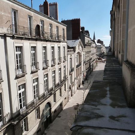Chambre D'Hotes La Grotte De Voltaire Нант Екстер'єр фото